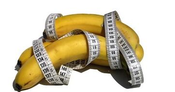 Banana and centimeter as an imitation of the increase in the penis